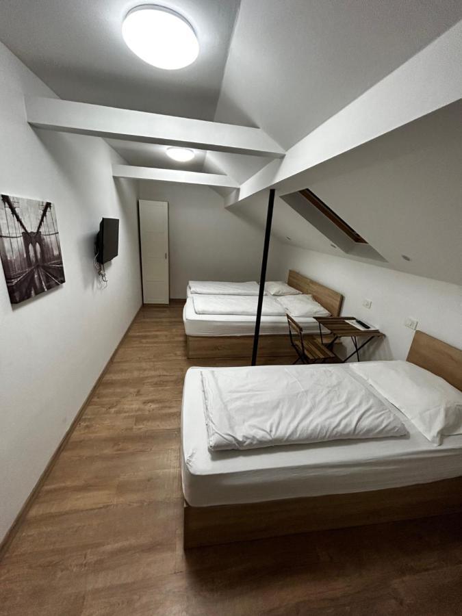 Sobe Zimmer Frei Пожега Экстерьер фото