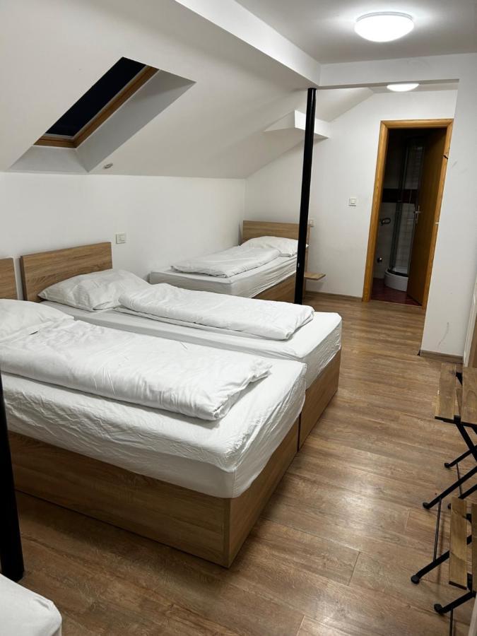 Sobe Zimmer Frei Пожега Экстерьер фото