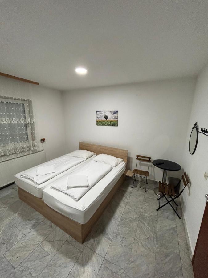 Sobe Zimmer Frei Пожега Экстерьер фото