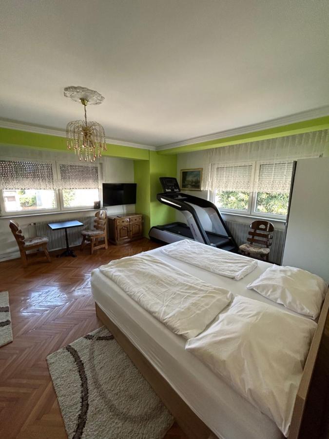 Sobe Zimmer Frei Пожега Экстерьер фото