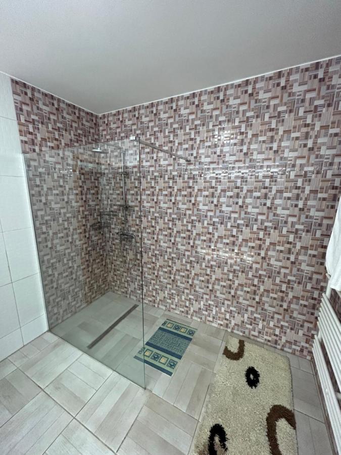 Sobe Zimmer Frei Пожега Экстерьер фото