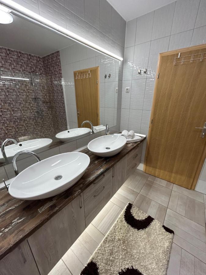 Sobe Zimmer Frei Пожега Экстерьер фото